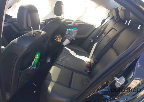 2011 Mercedes-Benz C 300 Luxury 4Matic/Sport 4Matic z USA, uszkodzony, nr VIN WDDGF8BB0BR166744